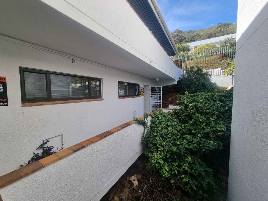 0 Bedroom Property for Sale in Sea Point Western Cape